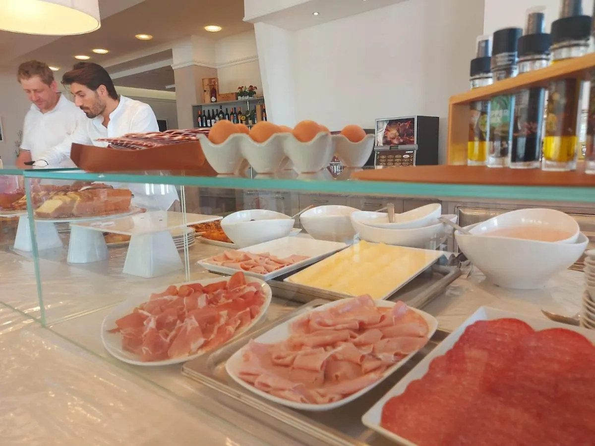 Miomar Beach Hotel Cesenatico Italy